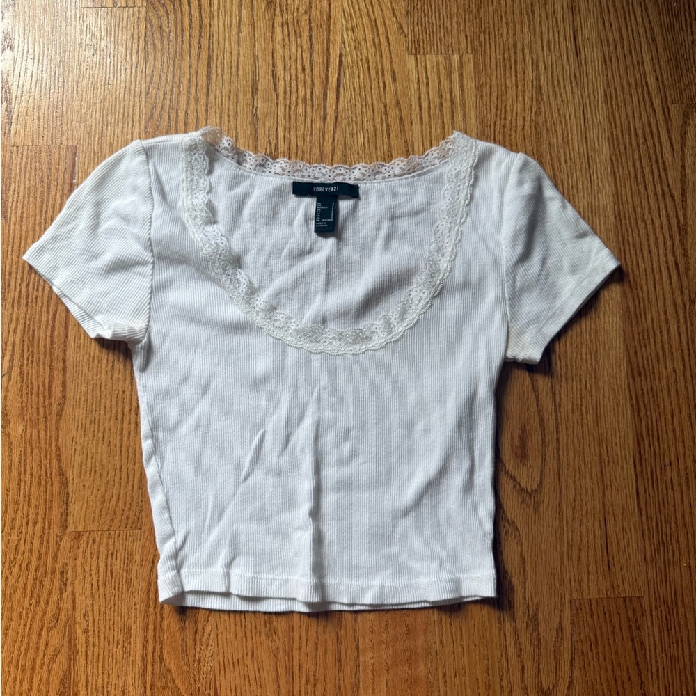 Forever 21 Cream Lace Trim Short Sleeve Top